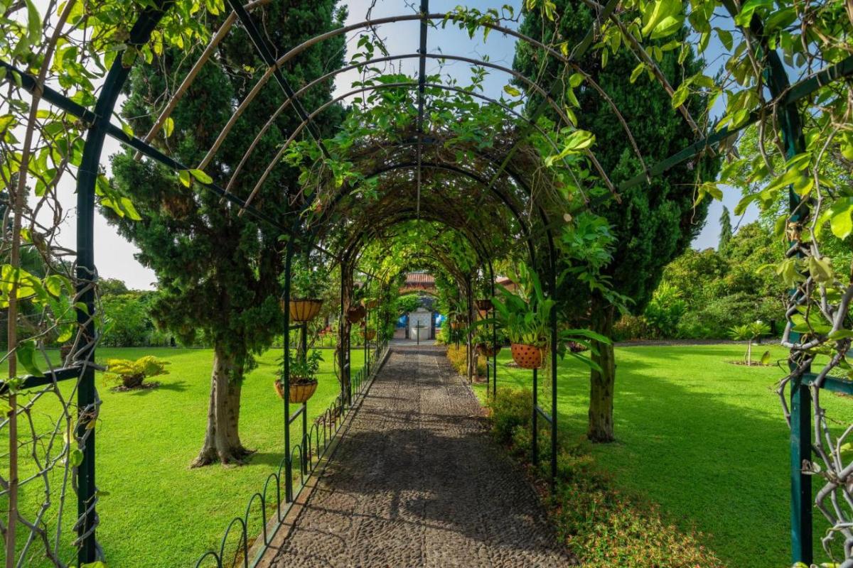 Quinta Jardins do Lago (Madeira)